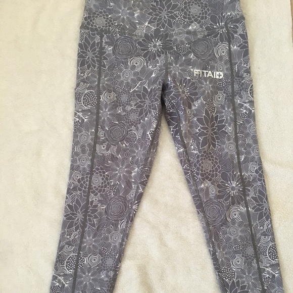 Fitaid leggings - Picture 1 of 5